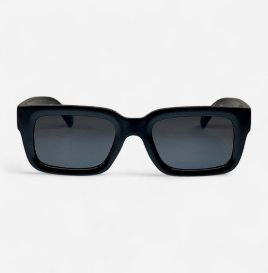 Chris Total Black